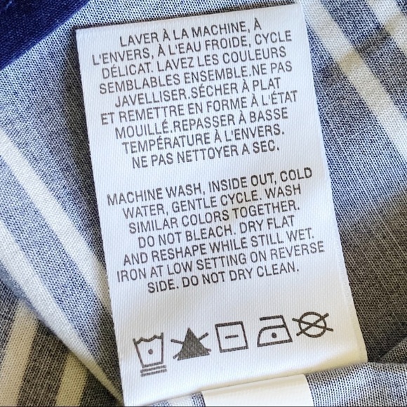 Reitmans Navy Stripe Off Shoulder Tie Sleeve Cropped Top Size XL - Picture 9 of 10